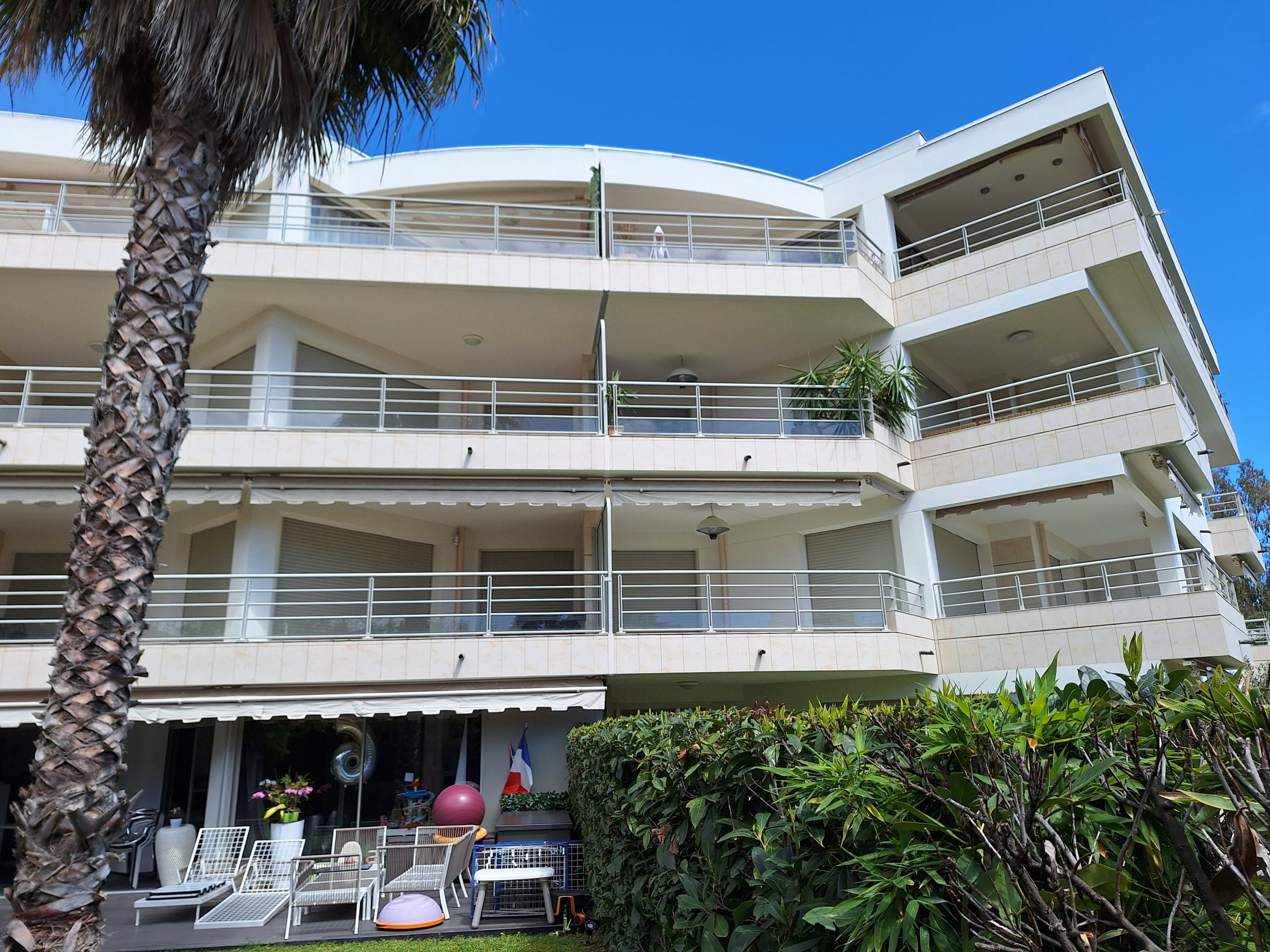 Ravalement de façade – Résidence 17 Avenue Albert 1er, Cannes